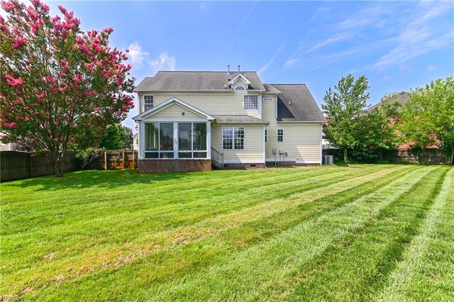 1237 Spruce LN, Chesapeake, VA 23320