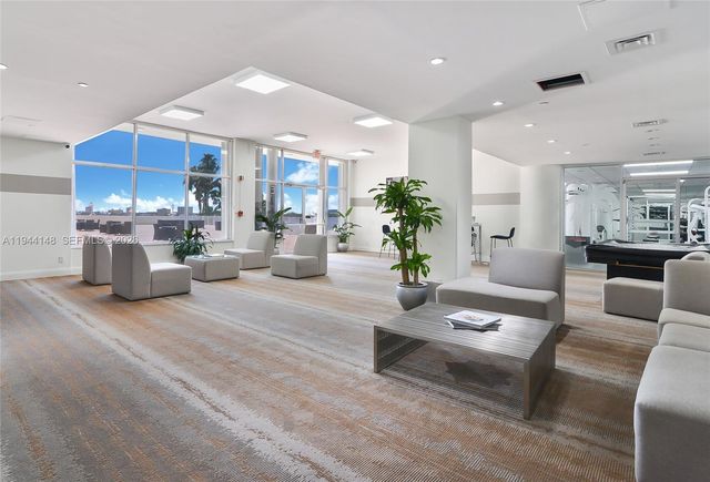 10350 W Bay Harbor Dr 9N, Bay Harbor Islands, FL 33154