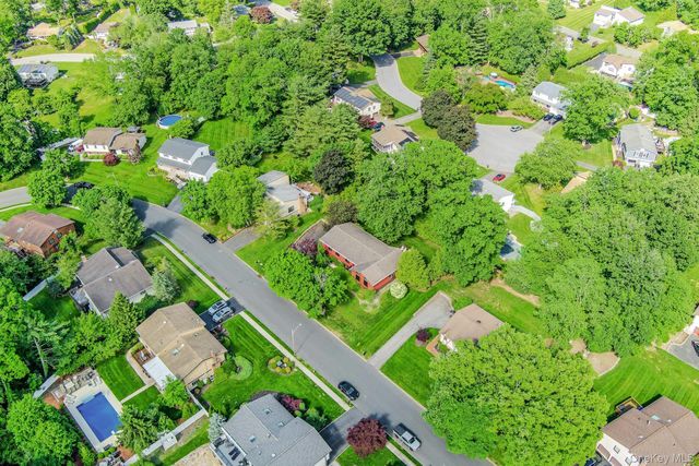 8 Sasson Terrace, Valley Cottage, NY 10989