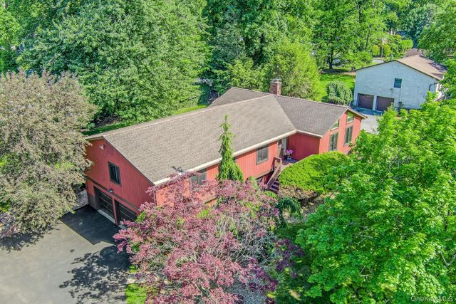 8 Sasson Terrace, Valley Cottage, NY 10989