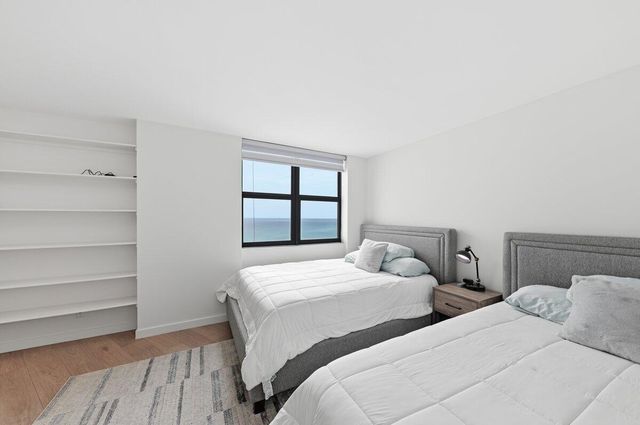 5420 N Ocean Drive 1702, Singer Island, FL 33404