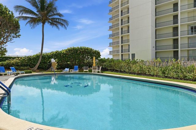 5420 N Ocean Drive 1702, Singer Island, FL 33404