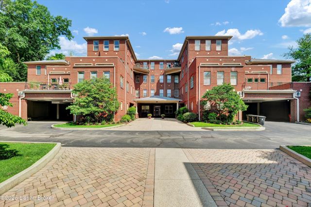 2001 Lancashire Ave 207, Louisville, KY 40205