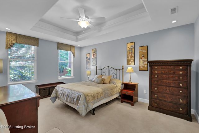 2001 Lancashire Ave 207, Louisville, KY 40205