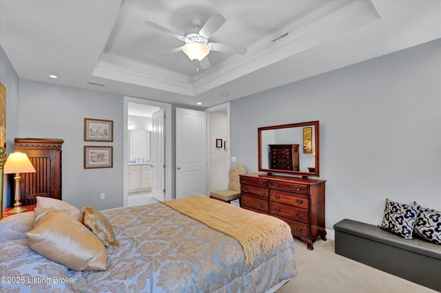 2001 Lancashire Ave 207, Louisville, KY 40205