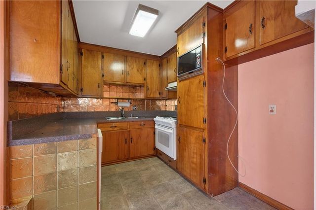 3221 Holland RD, Suffolk, VA 23434