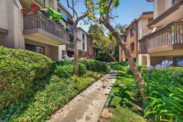 8840 Villa La Jolla 108, La Jolla, CA 92037