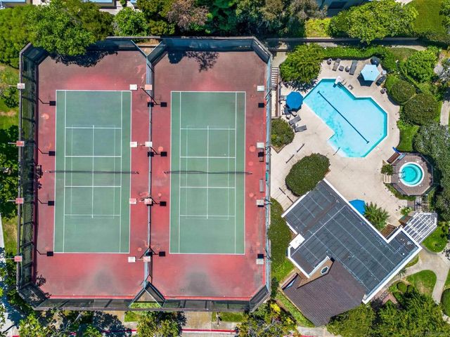 8840 Villa La Jolla 108, La Jolla, CA 92037