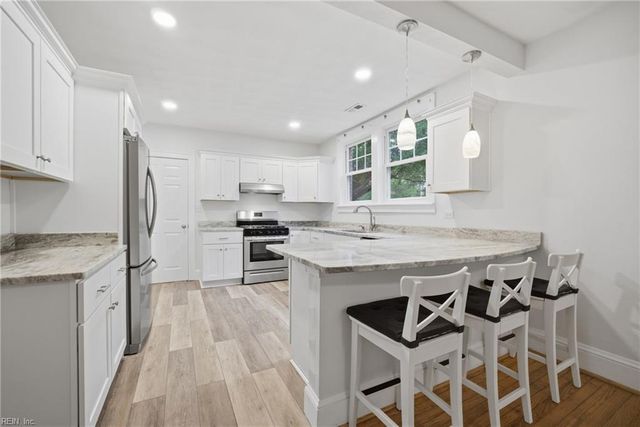9609 8th Bay ST, Norfolk, VA 23518