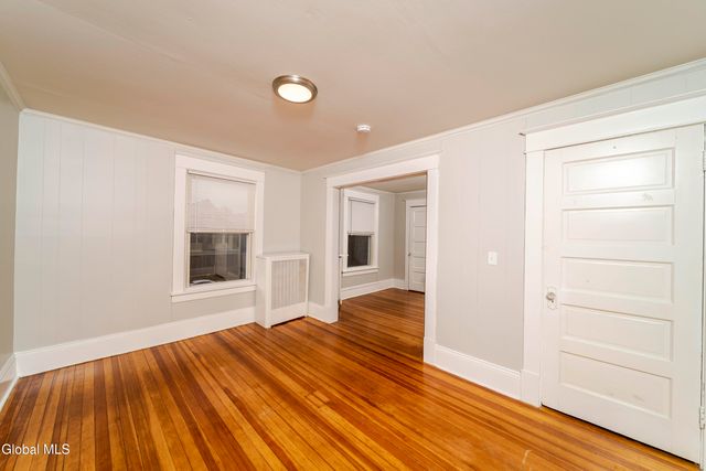 226 6th Avenue, Troy, NY 12180