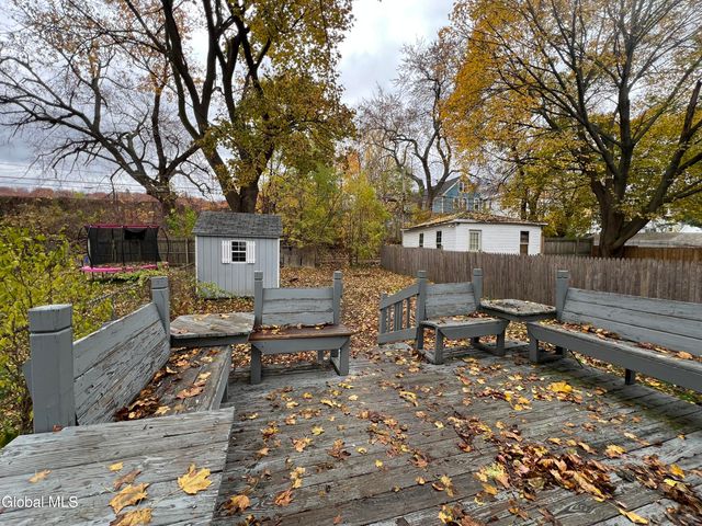 226 6th Avenue, Troy, NY 12180