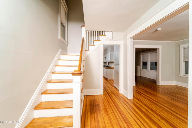 226 6th Avenue, Troy, NY 12180