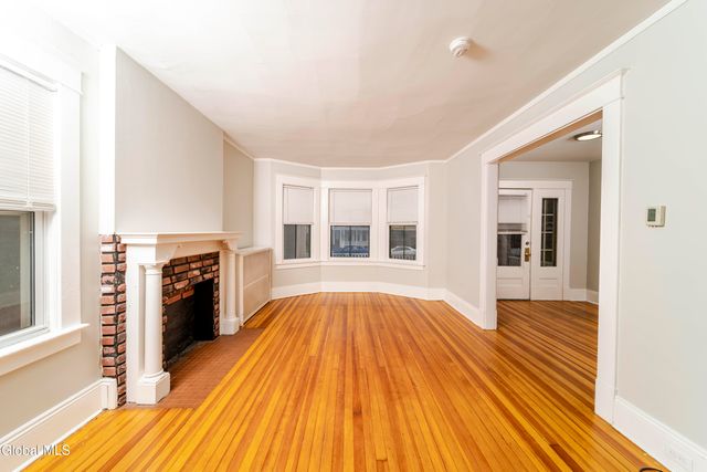 226 6th Avenue, Troy, NY 12180