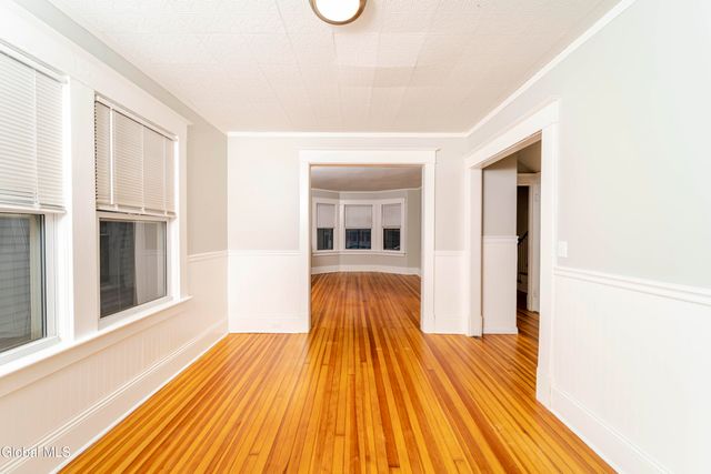 226 6th Avenue, Troy, NY 12180