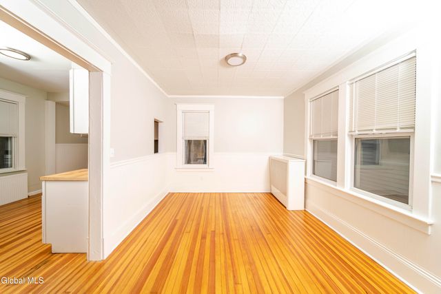 226 6th Avenue, Troy, NY 12180