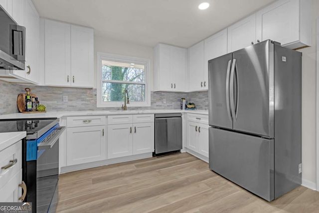 2418 Meadowlark Drive, East Point, GA 30344