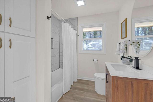 2418 Meadowlark Drive, East Point, GA 30344