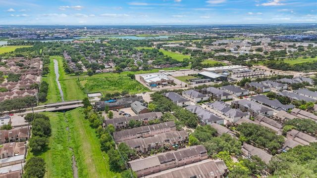 2831 Panagard Drive 39, Houston, TX 77082