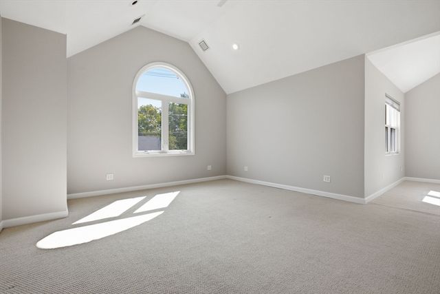 14 Pleasant St, North Reading, MA 01864