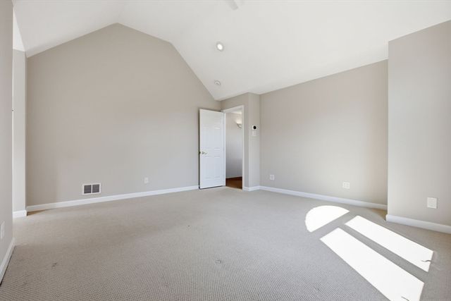 14 Pleasant St, North Reading, MA 01864