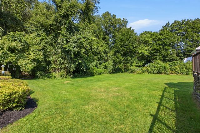 14 Pleasant St, North Reading, MA 01864