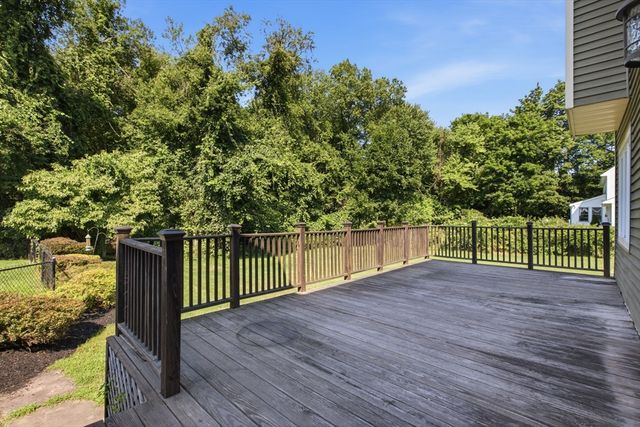 14 Pleasant St, North Reading, MA 01864