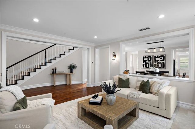 33 Christopher Street, Ladera Ranch, CA 92694