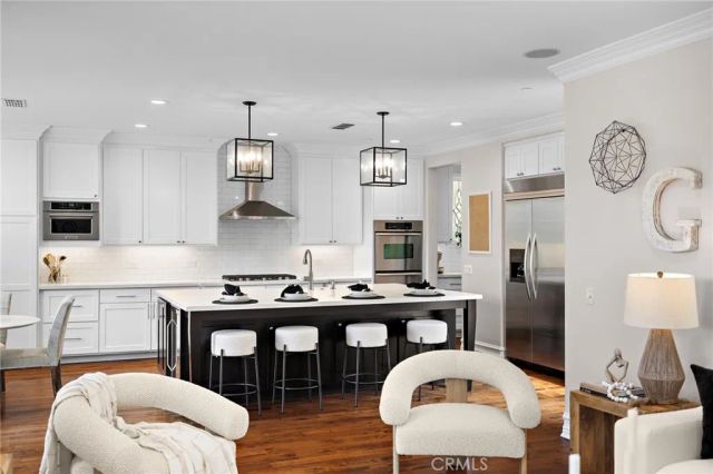 33 Christopher Street, Ladera Ranch, CA 92694