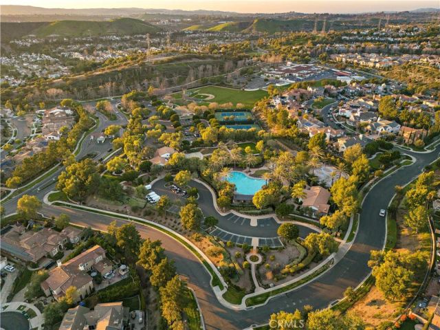 33 Christopher Street, Ladera Ranch, CA 92694