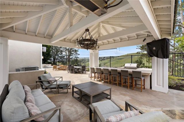 33 Christopher Street, Ladera Ranch, CA 92694