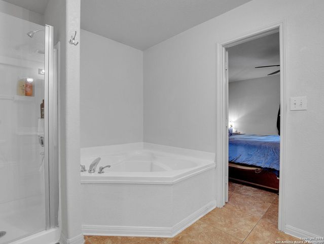 11122 Indian Cyn, San Antonio, TX 78252