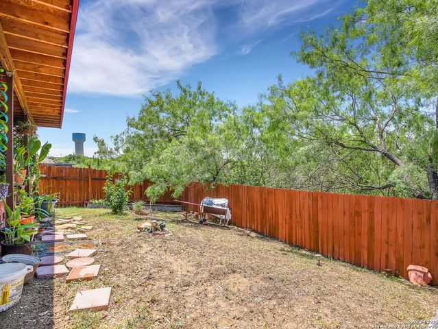 11122 Indian Cyn, San Antonio, TX 78252