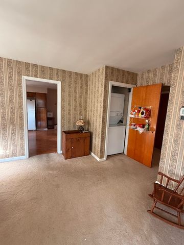 76 1st Ave, Greenville Boro, PA 16125