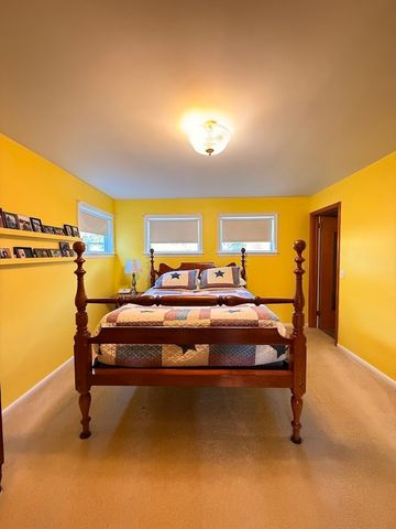 76 1st Ave, Greenville Boro, PA 16125