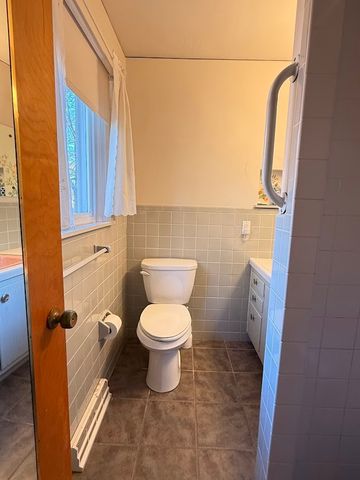 76 1st Ave, Greenville Boro, PA 16125