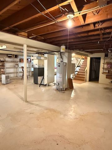 76 1st Ave, Greenville Boro, PA 16125