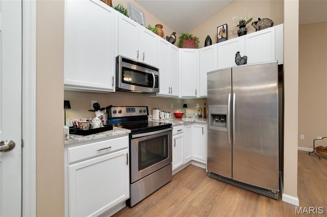 3515 Eagles Hill Ridge, St Charles, MO 63303