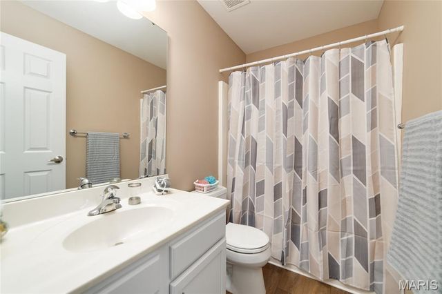 3515 Eagles Hill Ridge, St Charles, MO 63303