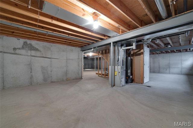 3515 Eagles Hill Ridge, St Charles, MO 63303