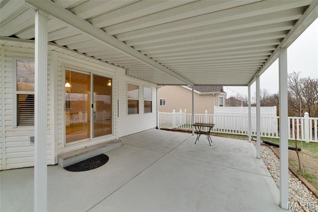 3515 Eagles Hill Ridge, St Charles, MO 63303