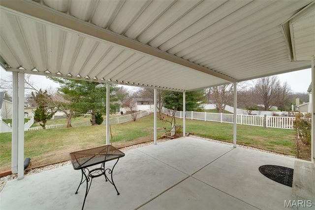 3515 Eagles Hill Ridge, St Charles, MO 63303