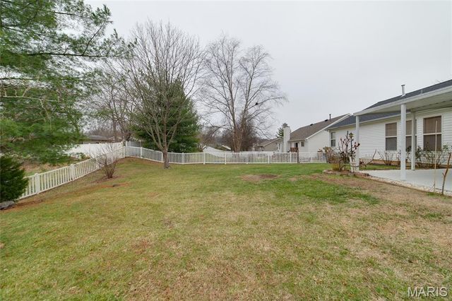 3515 Eagles Hill Ridge, St Charles, MO 63303