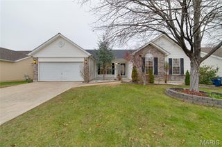 3515 Eagles Hill Ridge, St Charles, MO 63303