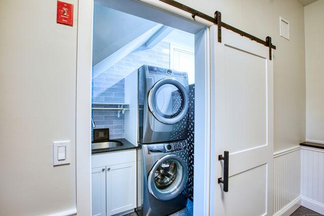 66 Ute Place C, Greenwich, CT 06830