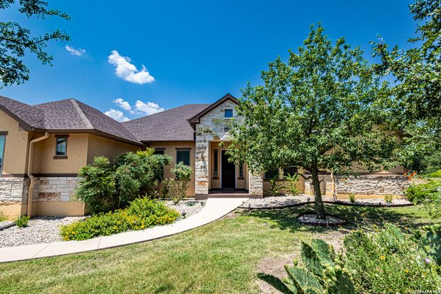 1231 Porto Pt, New Braunfels, TX 78132