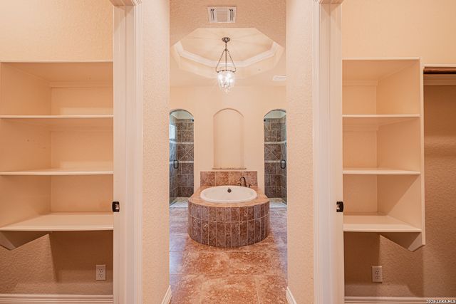 1231 Porto Pt, New Braunfels, TX 78132