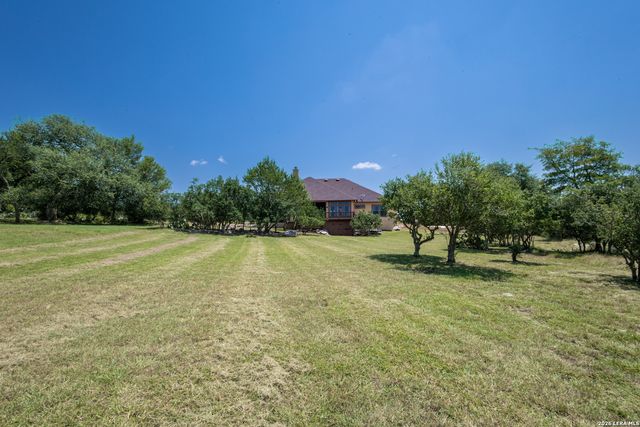 1231 Porto Pt, New Braunfels, TX 78132
