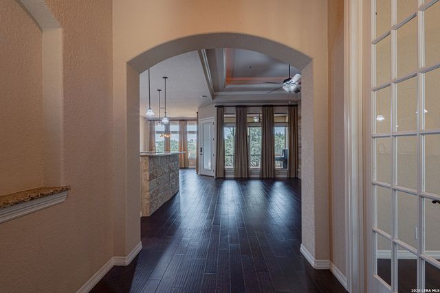 1231 Porto Pt, New Braunfels, TX 78132