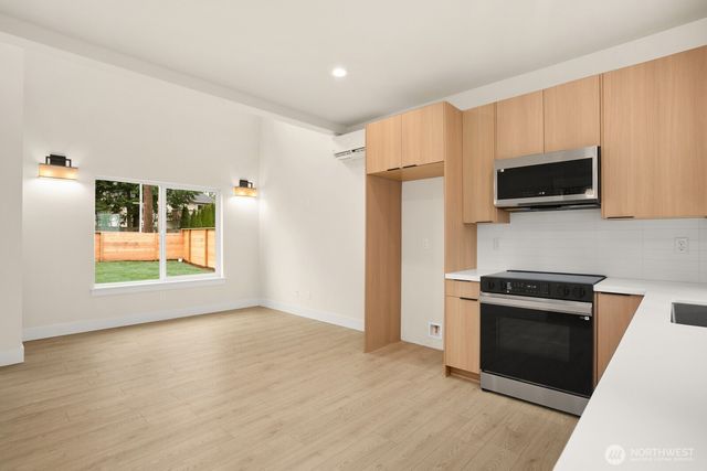 11916 4th Avenue SW, Burien, WA 98168