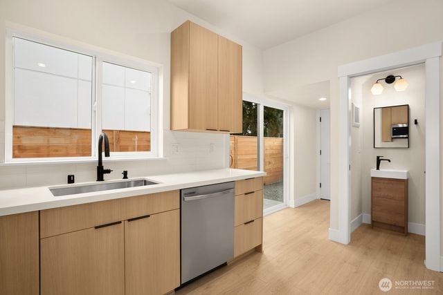 11916 4th Avenue SW, Burien, WA 98168